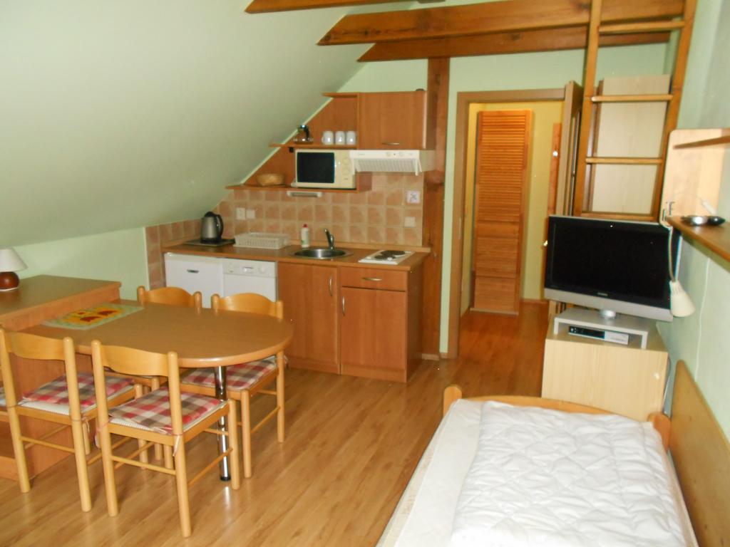 Apartmany Base Camp Železná Ruda Екстериор снимка