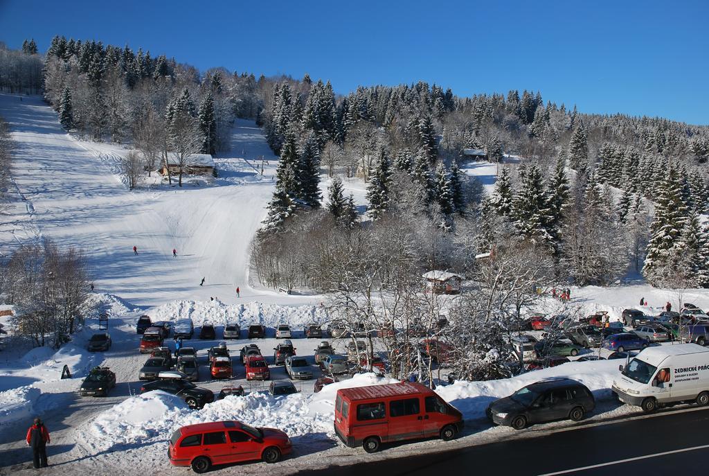 Apartmany Base Camp Železná Ruda Екстериор снимка